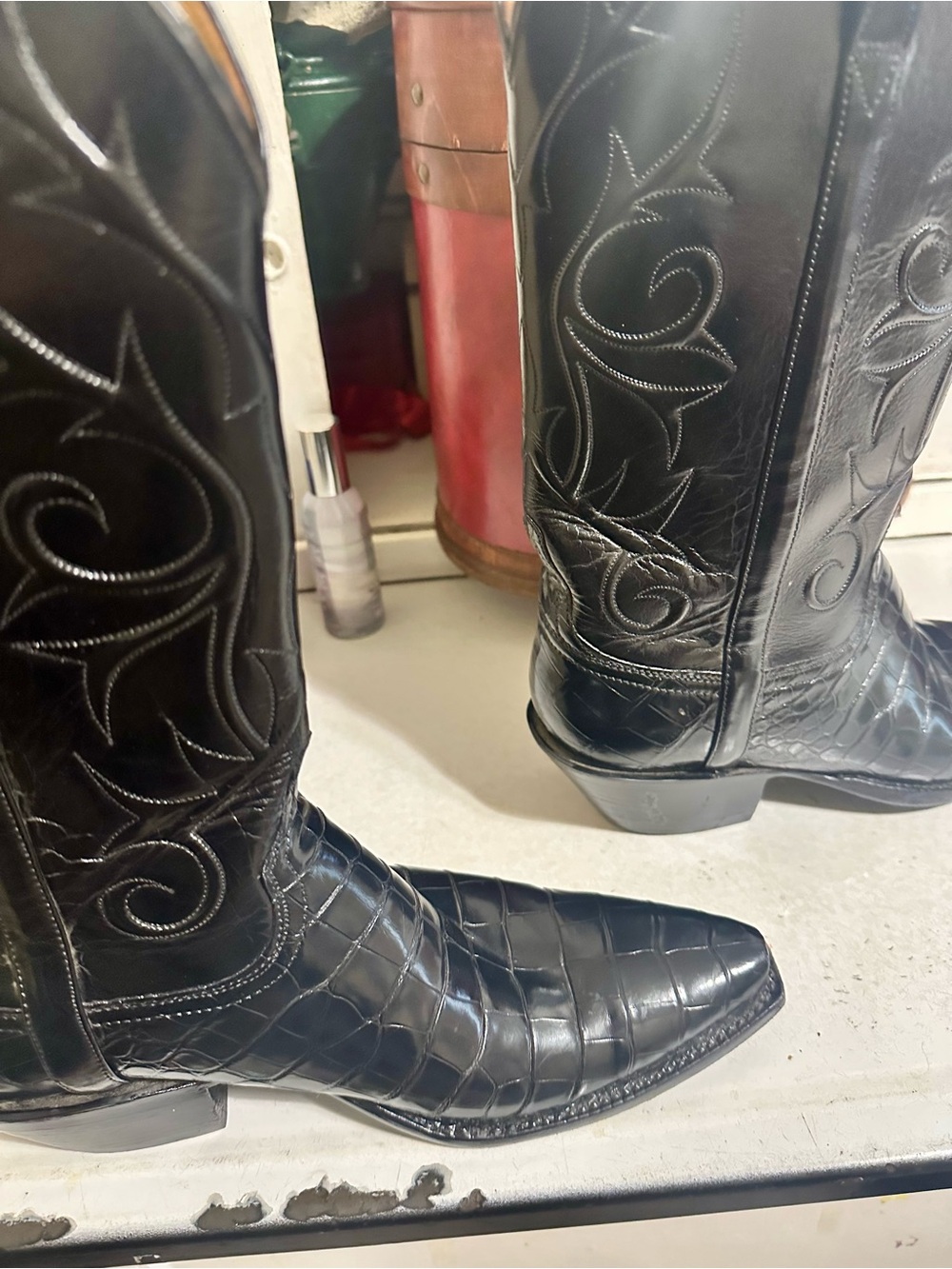 Lucchese Custom Gator Belly - Picture 12 of 16